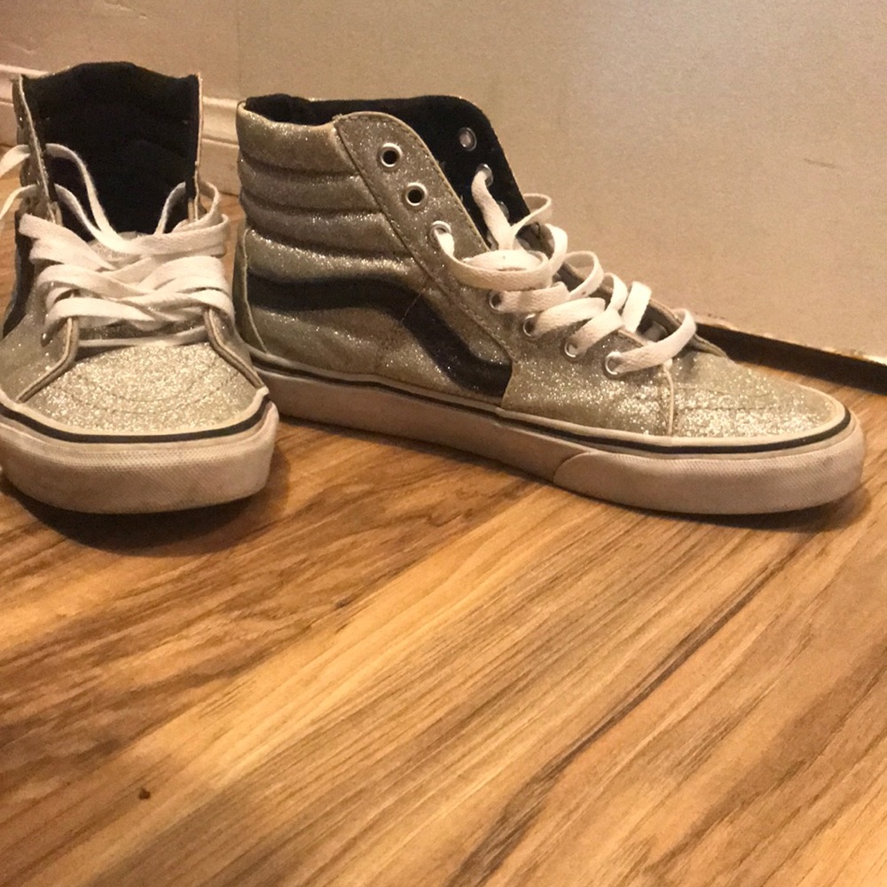 High top Vans shoes